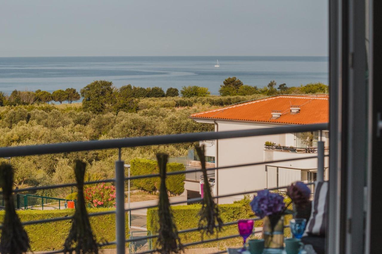 Zuri-Sea Wiev Zambratija  Exteriör bild